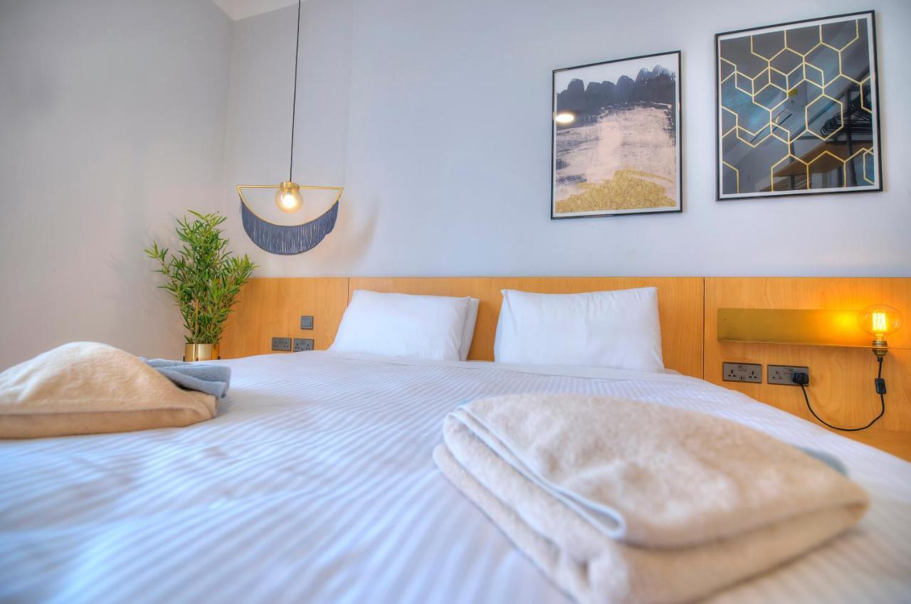 Beautiful One Bedroom Seafront Vpal1-1 *